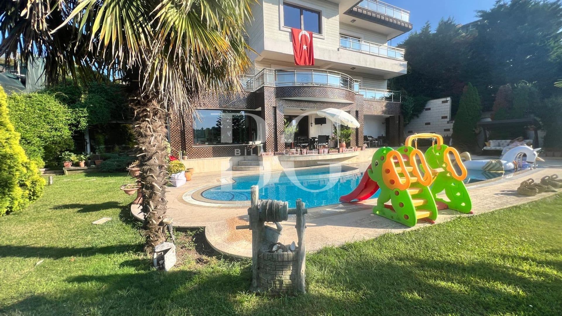 ACARKENT’TE ASANSÖRLÜ,ÇELİK ÇATILI, MUHTEŞEM MANZARALI B VİLLA 15