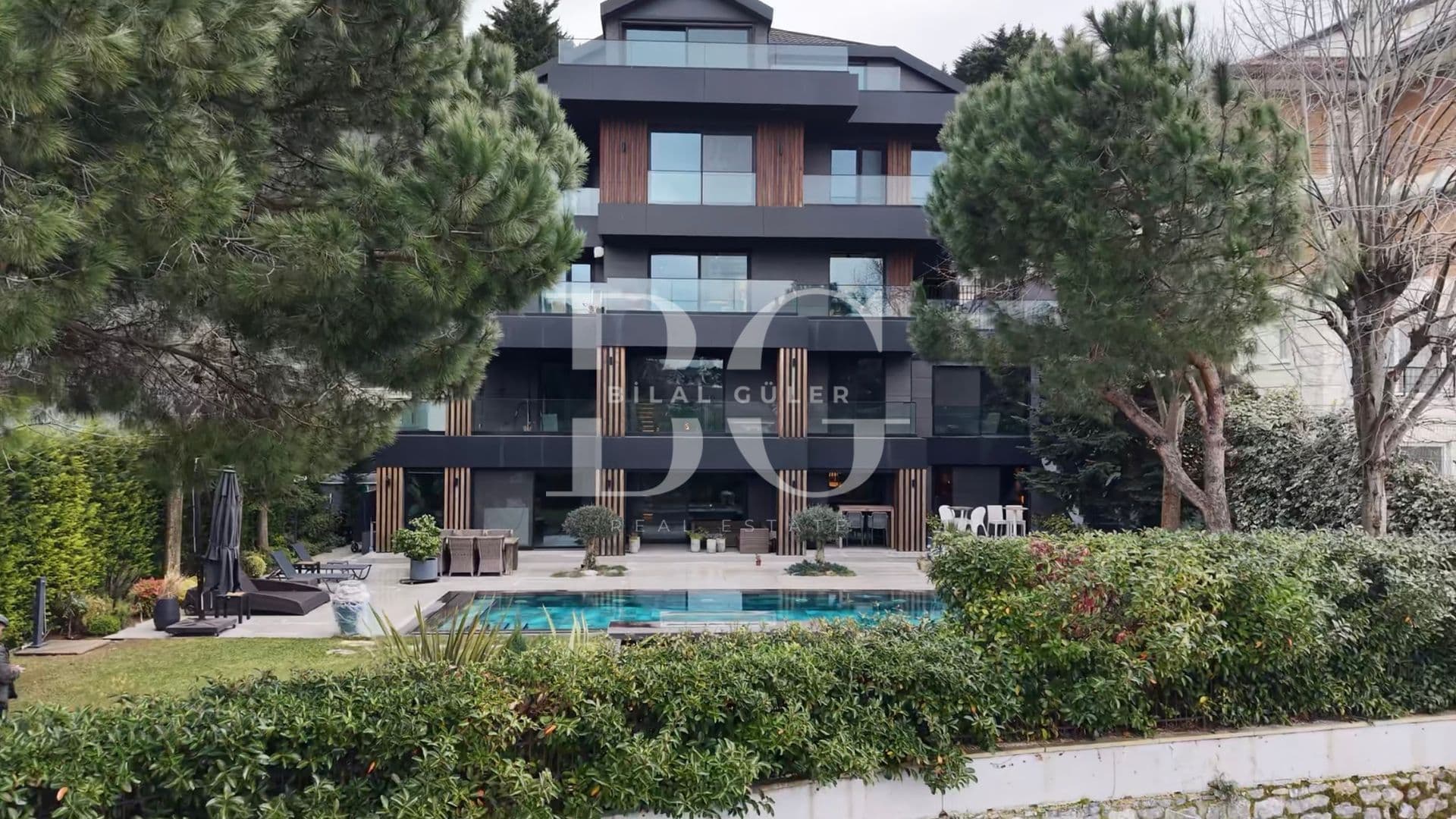 ACARKENT’TE ULTRA LÜKS MODERN TASARIMLI SATILIK VİLLA 1