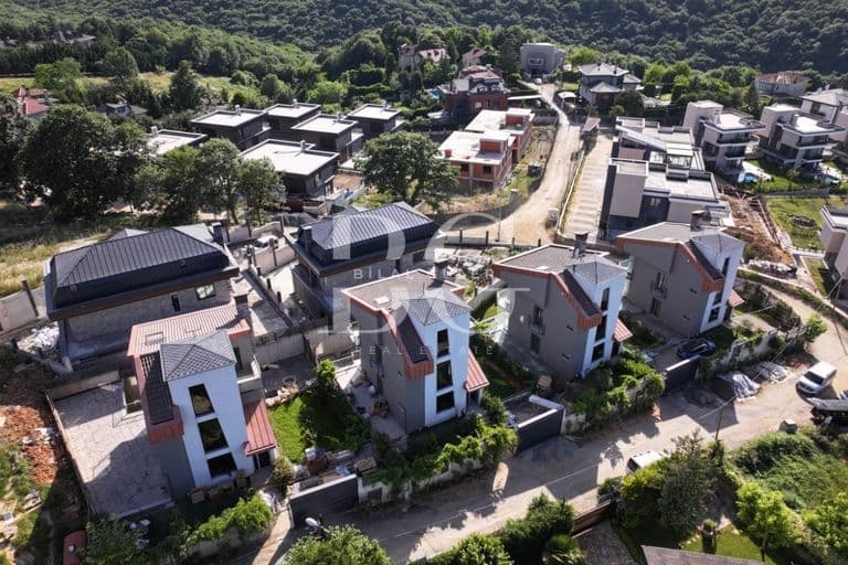 Çekmeköy Reşadiye'de Ultra Lüks Müstakil Havuzlu Kiralık Villa 4