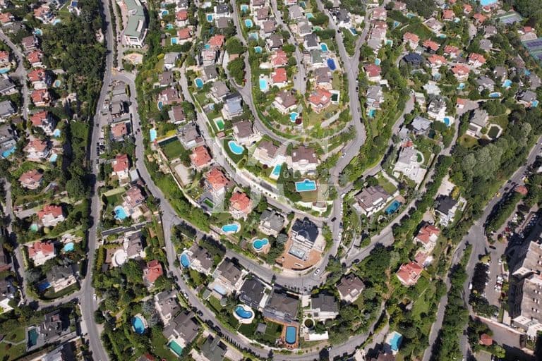 ACARKENT’TE DÜZ GİRİŞLİ B REVİZYON TİPİ SATILIK VİLLA 19