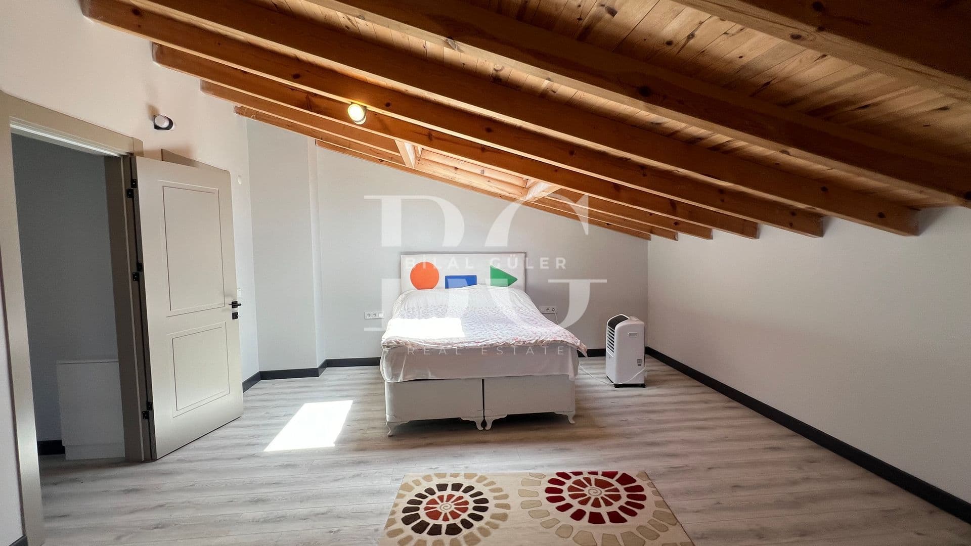 Çekmeköy Reşadiye'de Ultra Lüks Müstakil Havuzlu Kiralık Villa 34