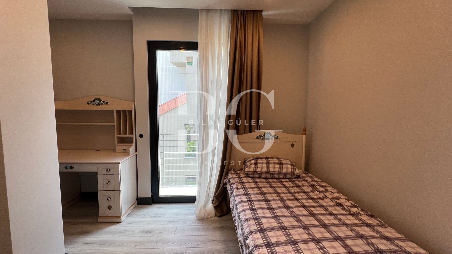 Çekmeköy Reşadiye'de Satılık Müstakil Havuzlu Lüks Villa 21