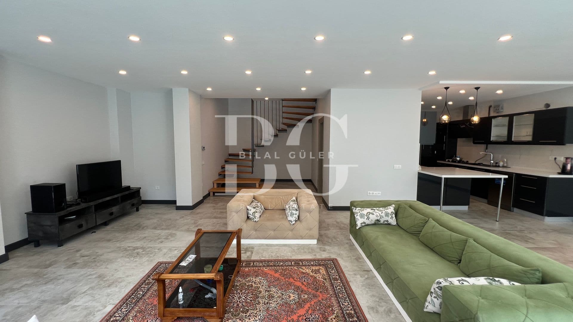 Çekmeköy Reşadiye'de Ultra Lüks Müstakil Havuzlu Kiralık Villa 12