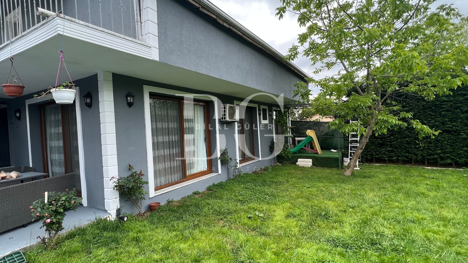 Beykoz Çavuşbaşında Satılık Havuzlu 4+2 Dubleks Villa 2