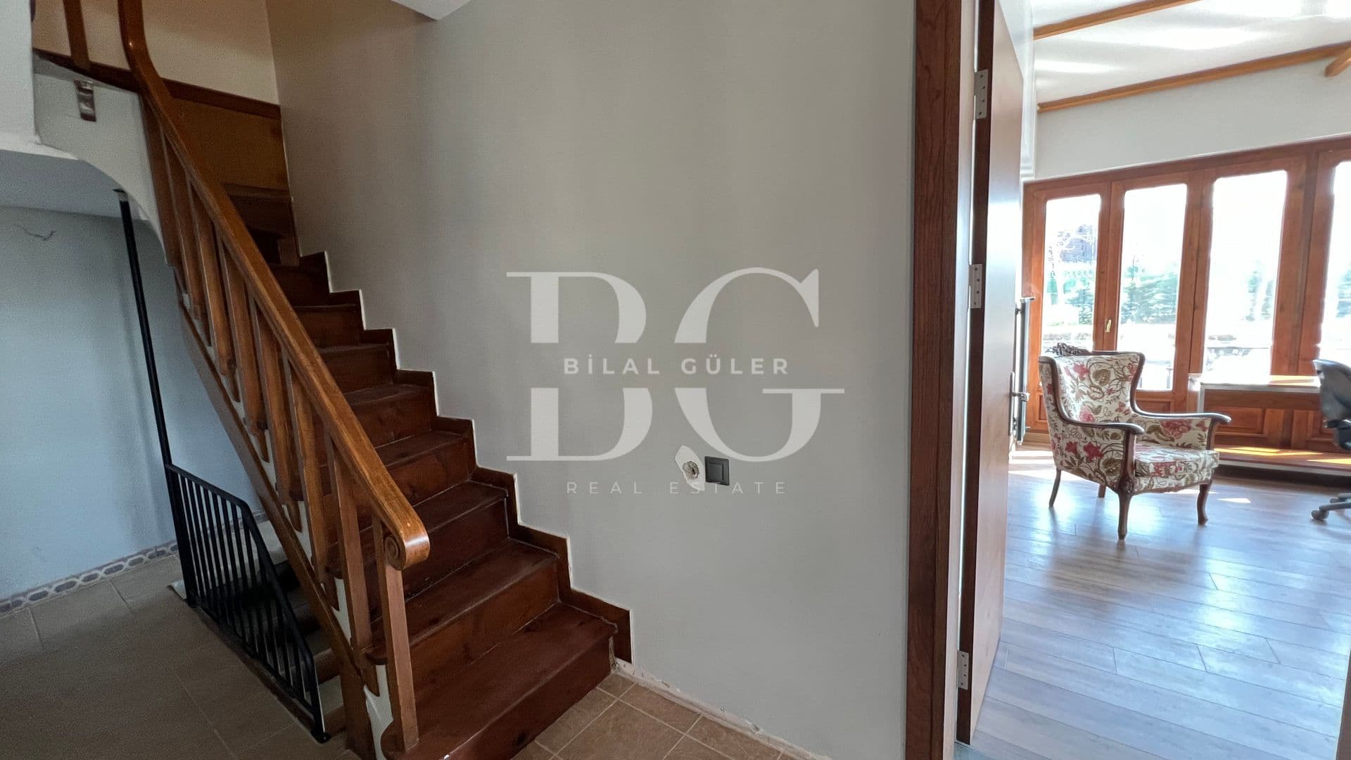 Beykoz Anadolu Hisarında Eşsiz Rıhtımlı Dere Yalısı 22