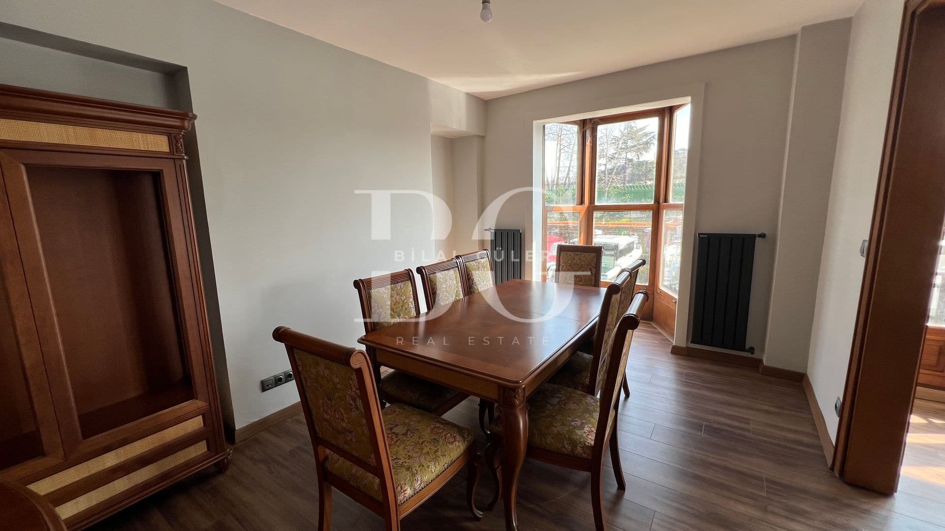 Beykoz Anadolu Hisarında Eşsiz Rıhtımlı Dere Yalısı 23