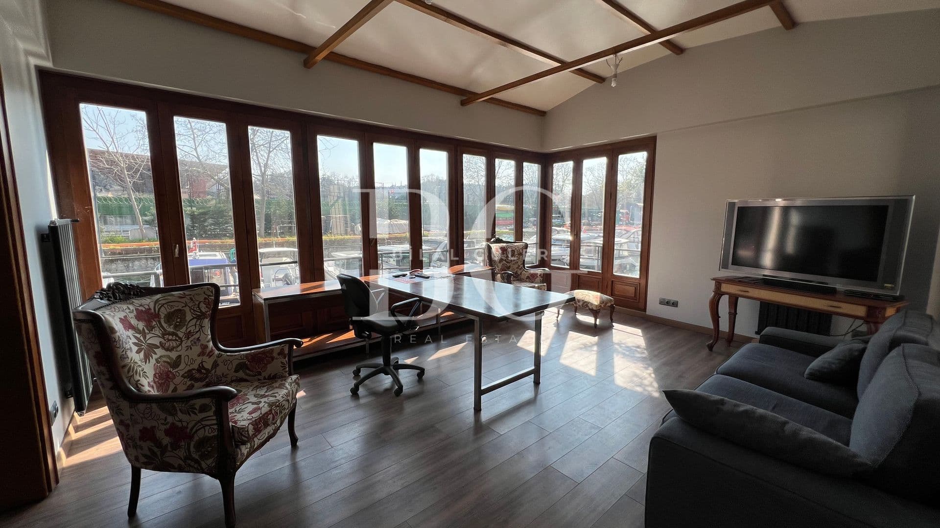 Beykoz Anadolu Hisarında Eşsiz Rıhtımlı Dere Yalısı 9