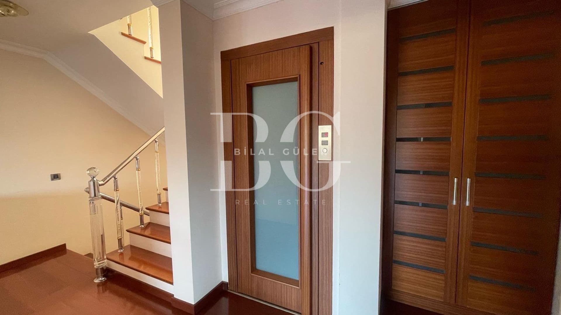 ACARKENT’TE ASANSÖRLÜ,ÇELİK ÇATILI, MUHTEŞEM MANZARALI B VİLLA 33