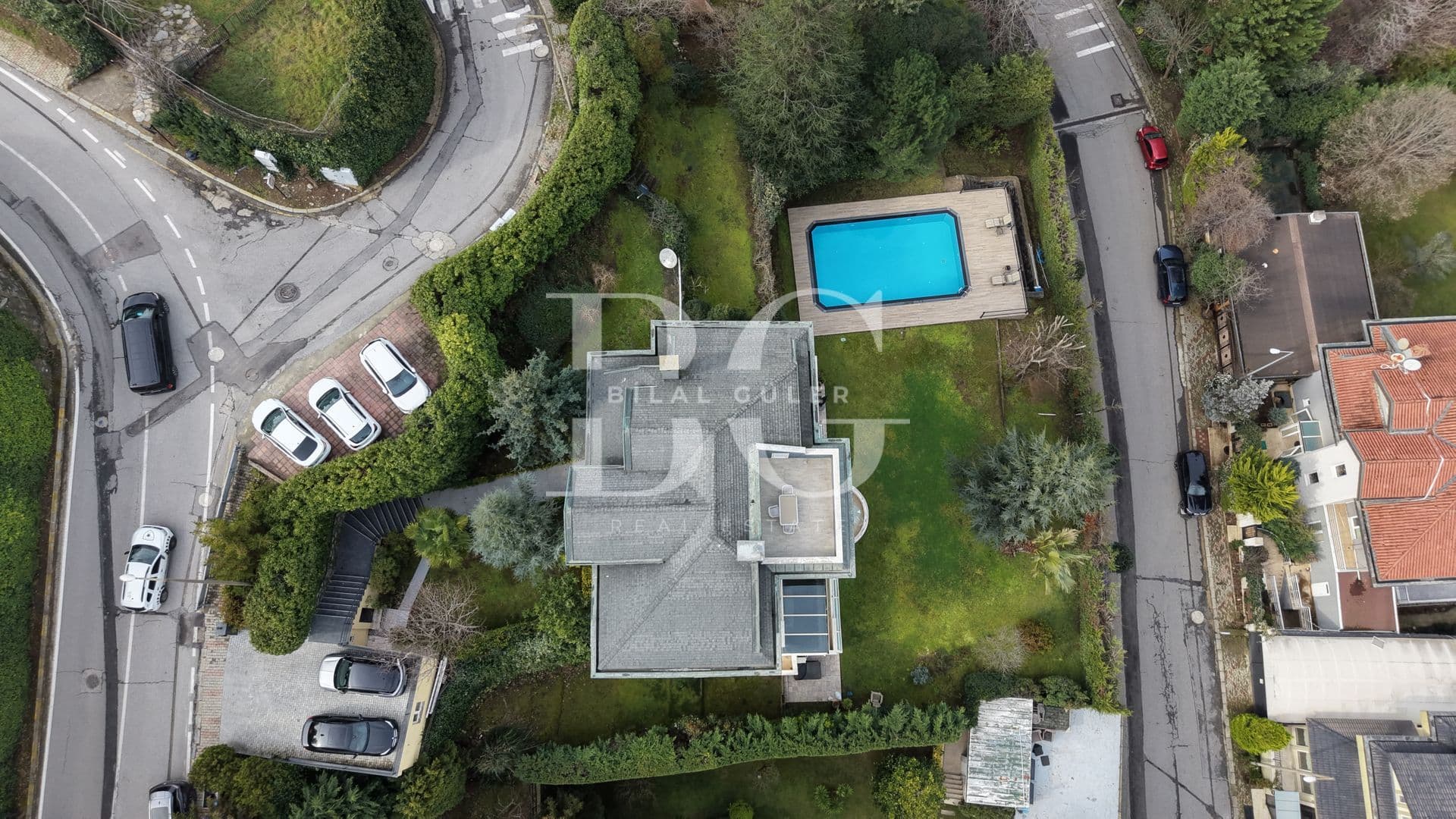 ACARKENT’TE BAHÇE ve HAVUZ KULLANIMLI DUBLEKS DAİRE 10