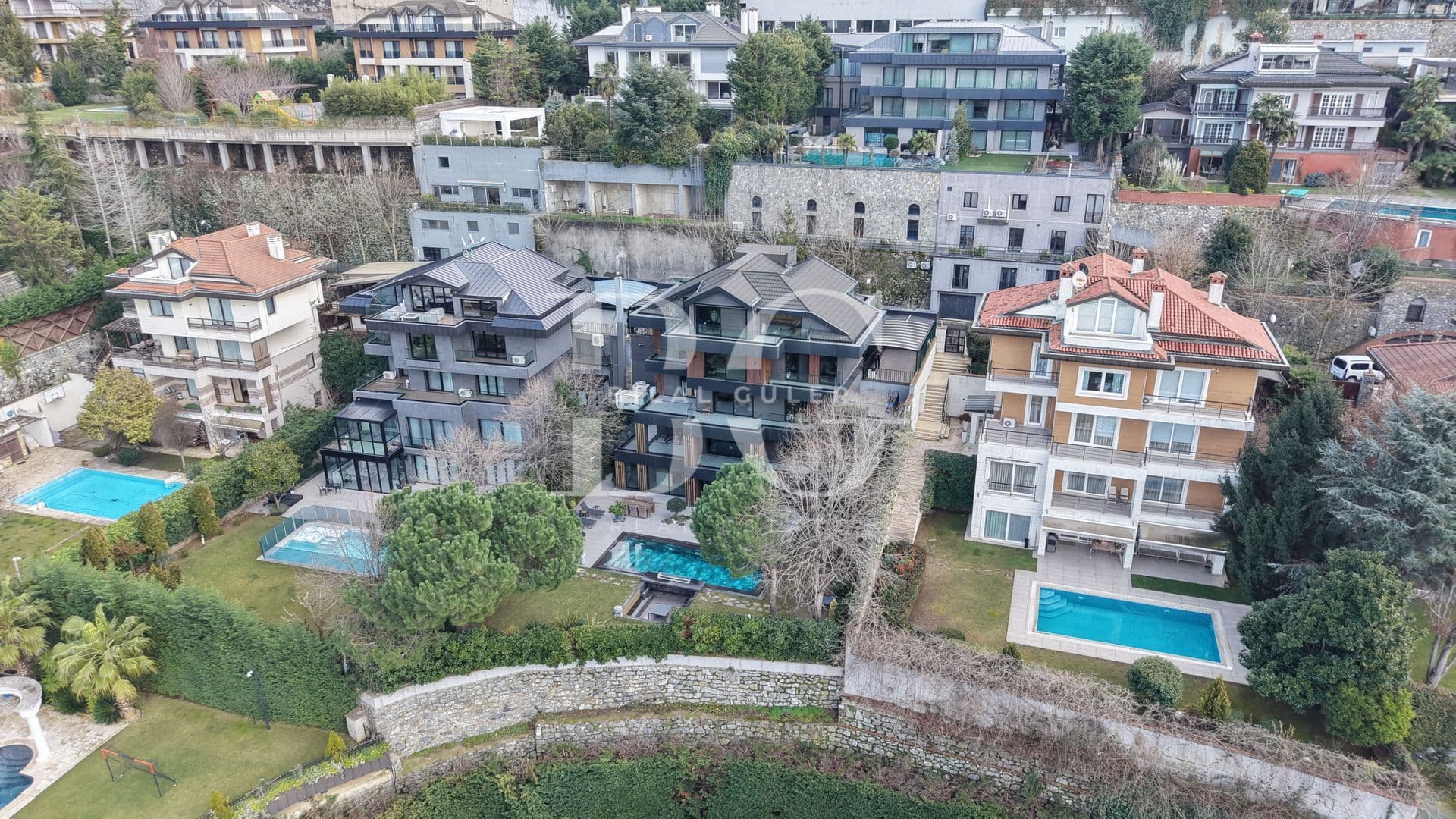 ACARKENT’TE ULTRA LÜKS MODERN TASARIMLI SATILIK VİLLA 7